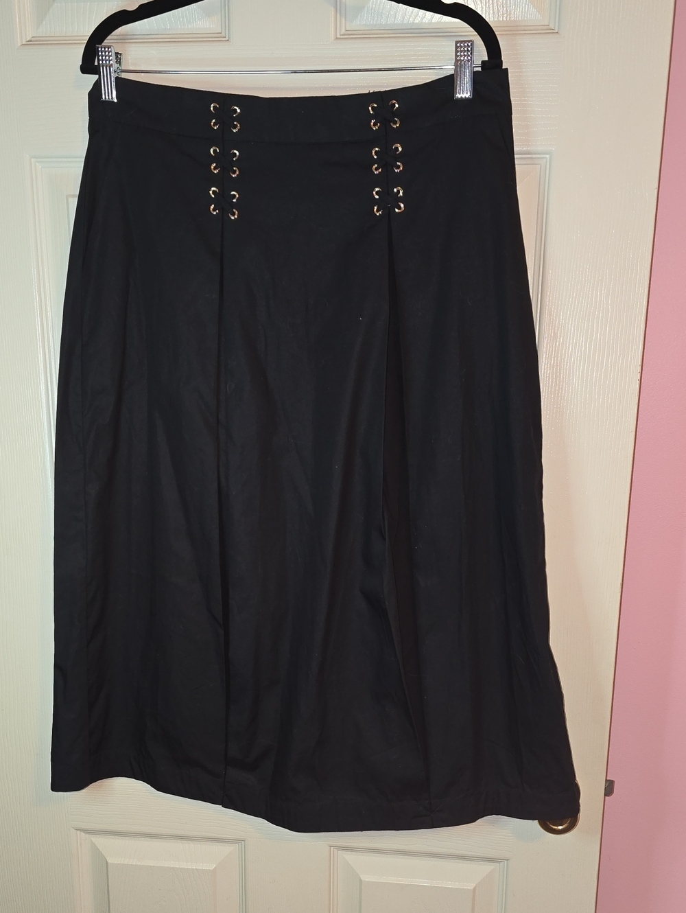 Karl‎ Lagerfeld Black Midi Skirt with Lace-Up Eyelets